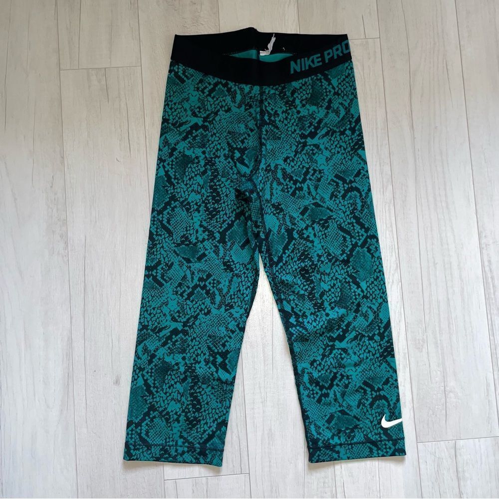 🏷️ 5 for $25 - NIKE Pro Running Cropped Compression Tights